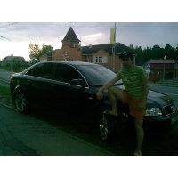 Продам а/м Audi A4 требующий вложений