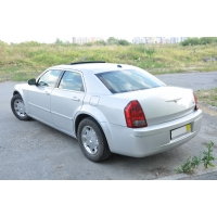 Продам а/м Chrysler 300C требующий вложений
