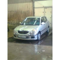 Продам а/м Daihatsu Storia битый