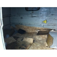 Продам а/м УАЗ 3909 требующий покраски